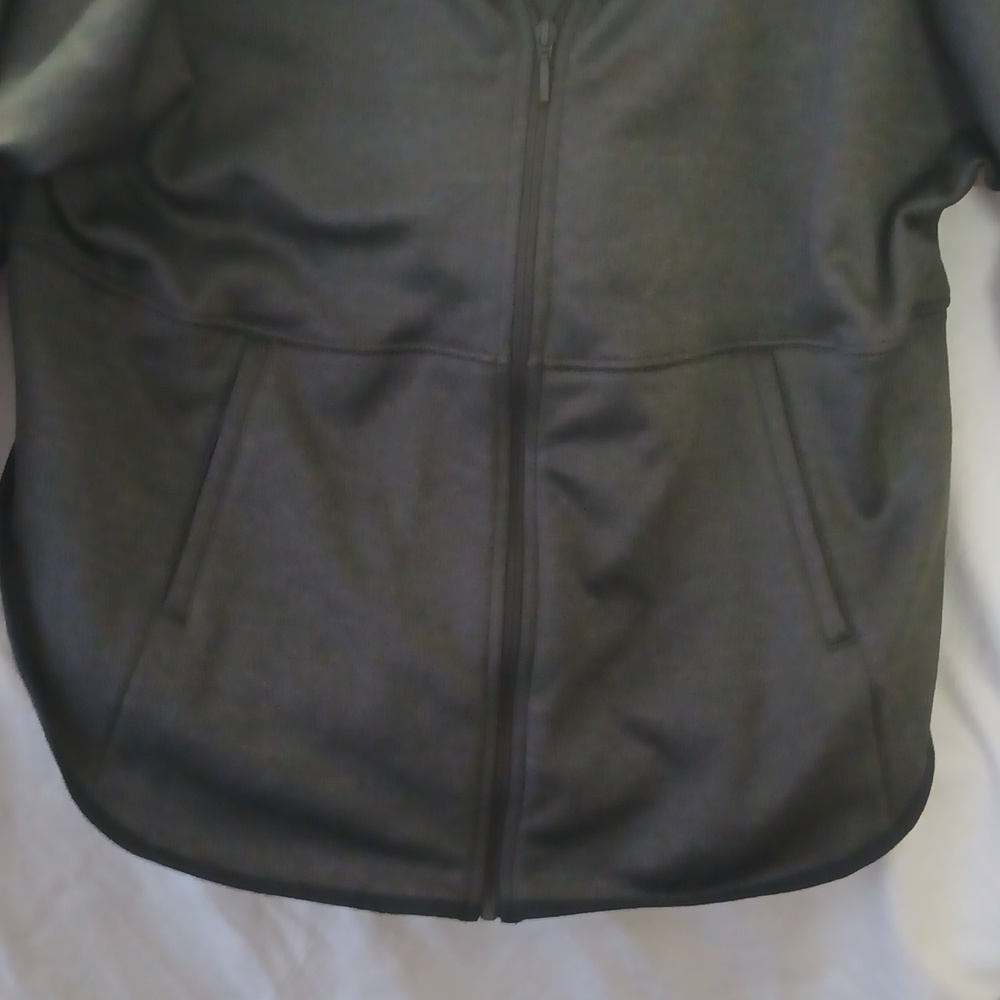 Jacket - Picture 3 of 9